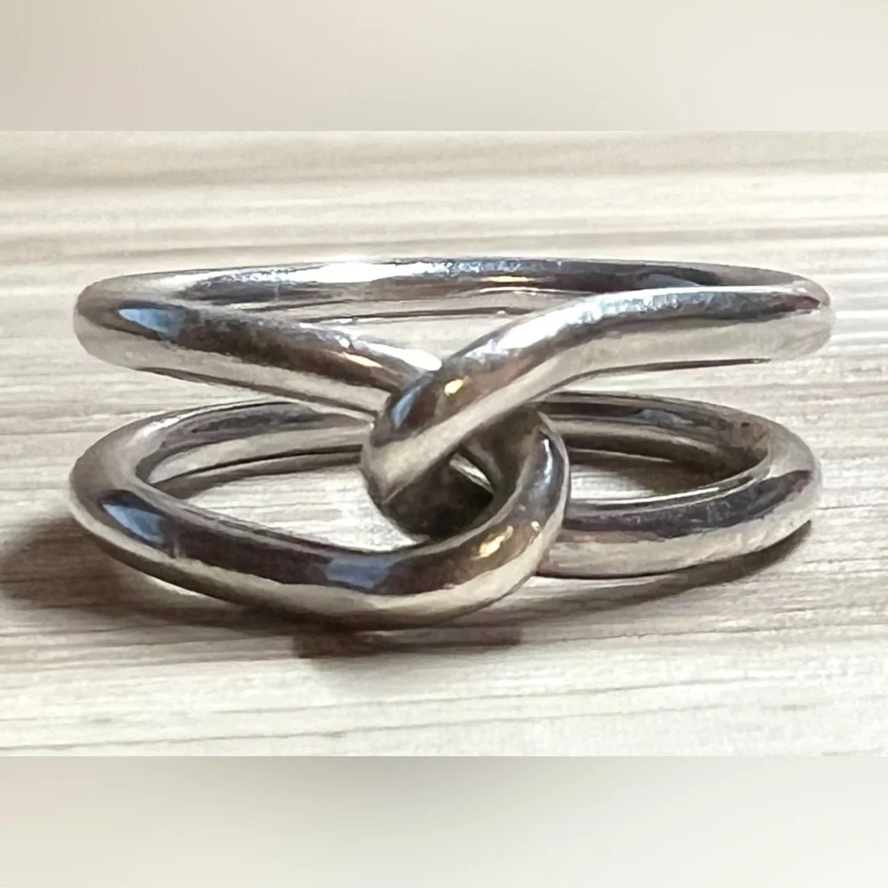 Designer Signed M Sterling Silver Modernist Linked Dual Band Ring, Size 6